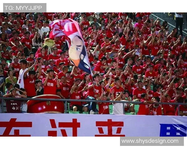 国安战天海，激烈比赛庆祝联赛开幕，球迷热情助威助阵！