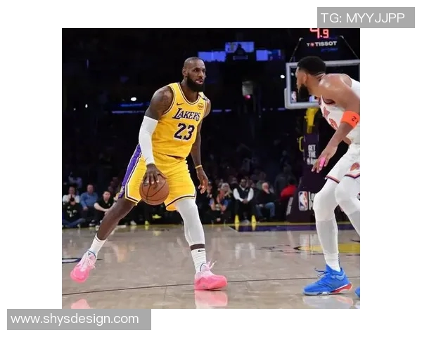 火箭胜湖人，前者晋级西部决赛，带来全新篮球时代的希望