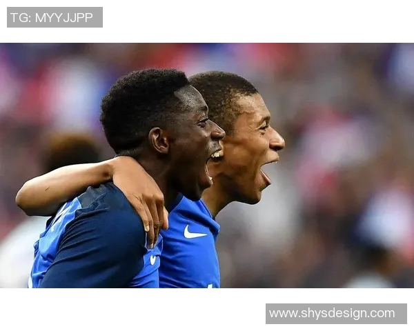 姆巴佩隔扣亚马尔新！被誉为天才少年的双重杀手现身球场！