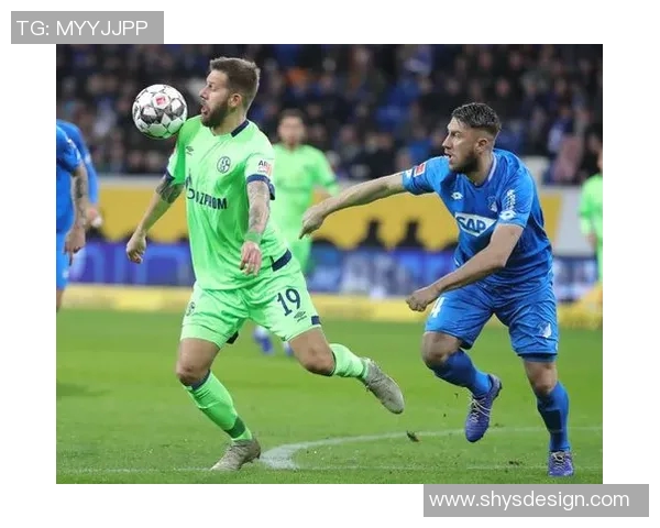 沙尔克04陷困境，德甲保级处境堪忧