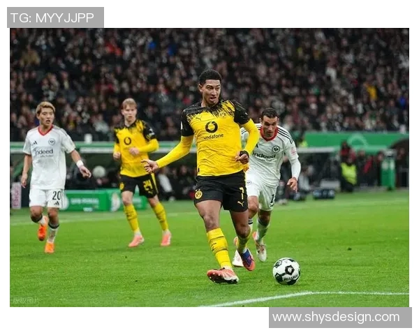 西班牙人降级，德甲劲旅多特蒙德锁定西甲明星球员